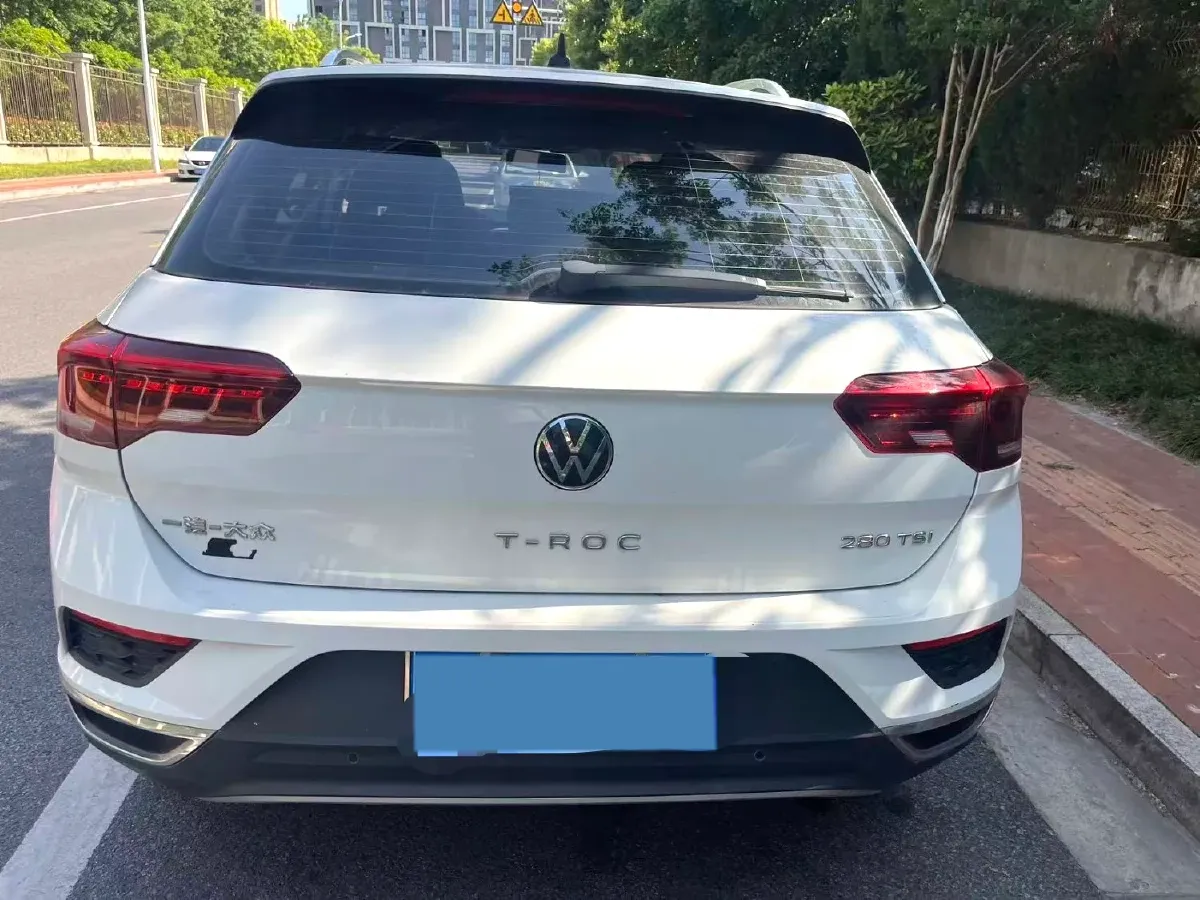 2021 Volkswagen T-Roc 1.4T 150HP L4 7DCT,autocango,china used car exporter,china ev exporter,chinese used car exporter,chinese used ev exporter