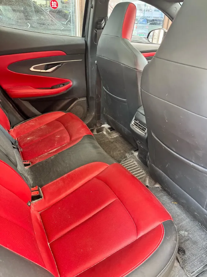 2020 ChangAn UNI-T 1.5T 180HP L4 7DCT,autocango,china used car exporter,china ev exporter,chinese used car exporter,chinese used ev exporter