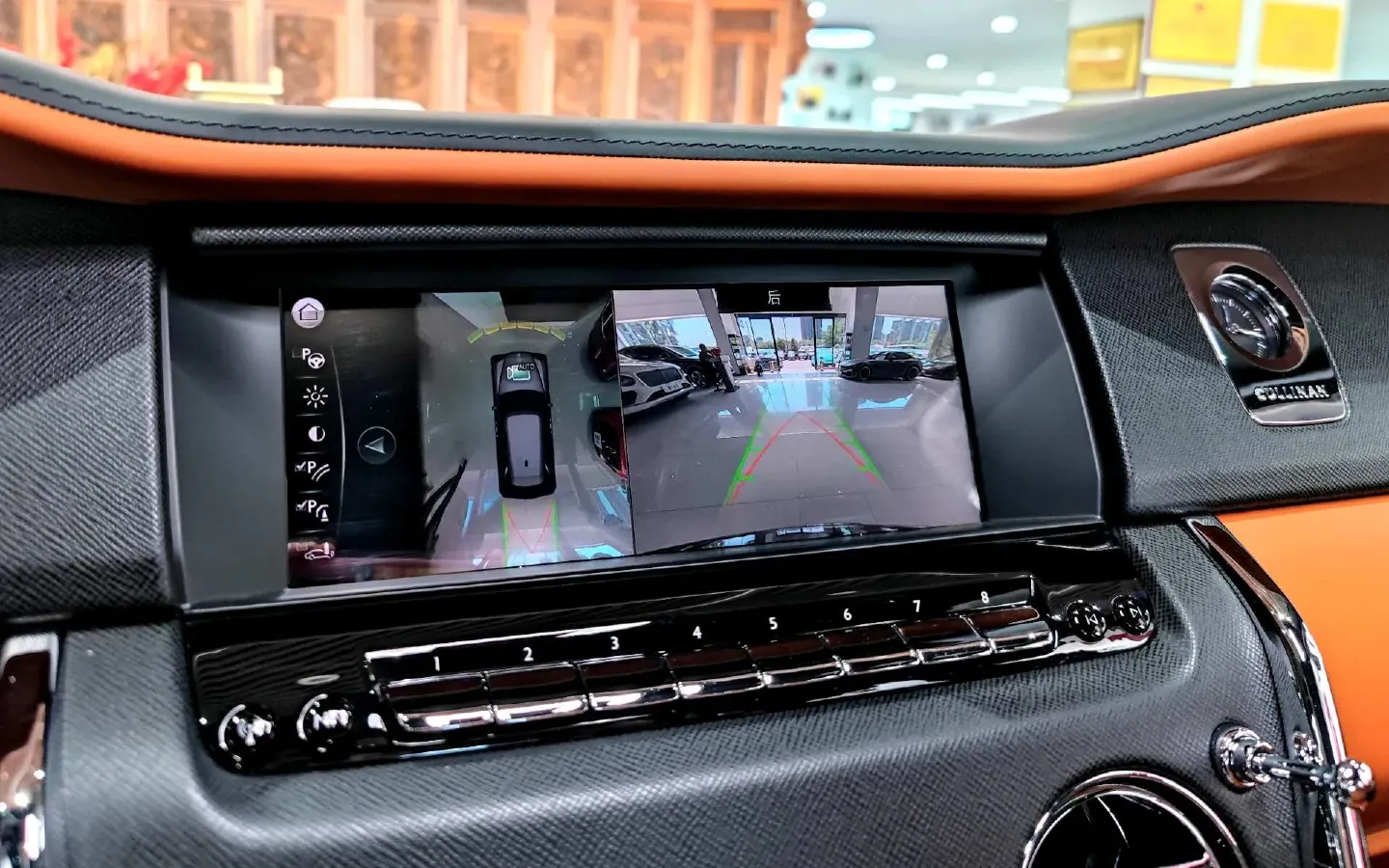 2018 Rolls-Royce Cullinan 6.7T 571HP V12 8AT,autocango,china used car exporter,china ev exporter,chinese used car exporter,chinese used ev exporter