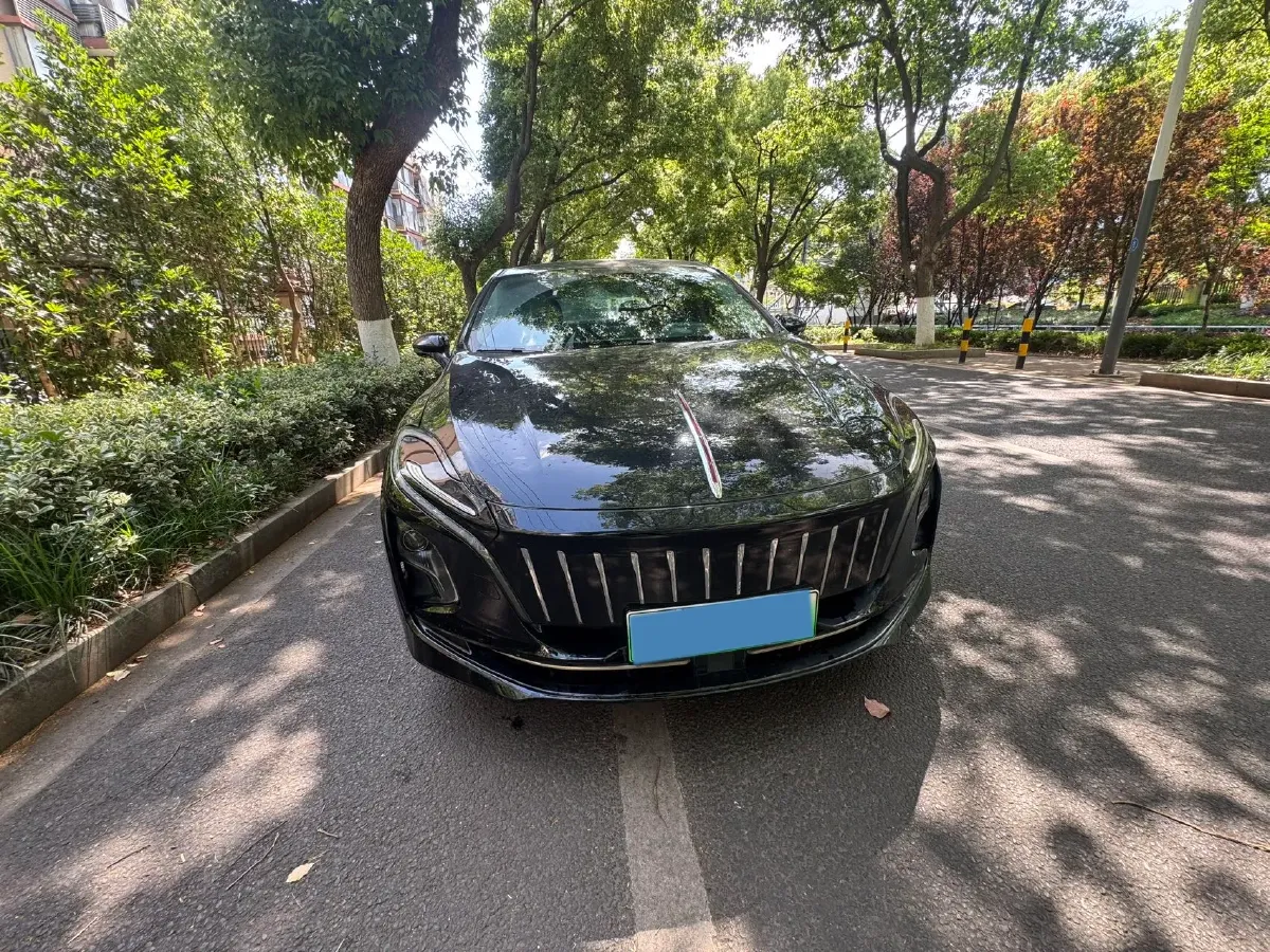 2024 HongQi E-QM5 BEV 60KWH,autocango,china used car exporter,china ev exporter,chinese used car exporter,chinese used ev exporter