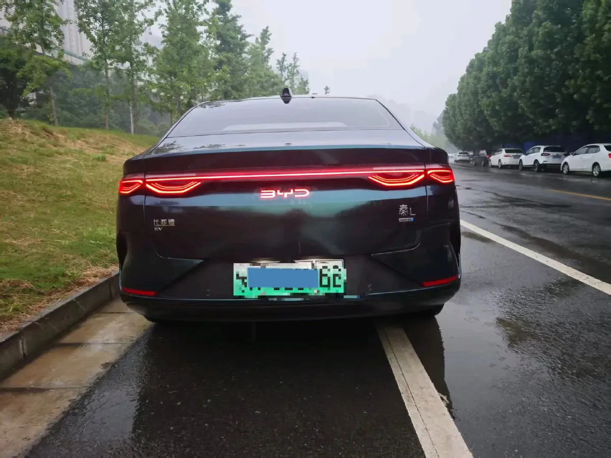 2025 BYD QinL BEV,autocango,china used car exporter,china ev exporter,chinese used car exporter,chinese used ev exporter