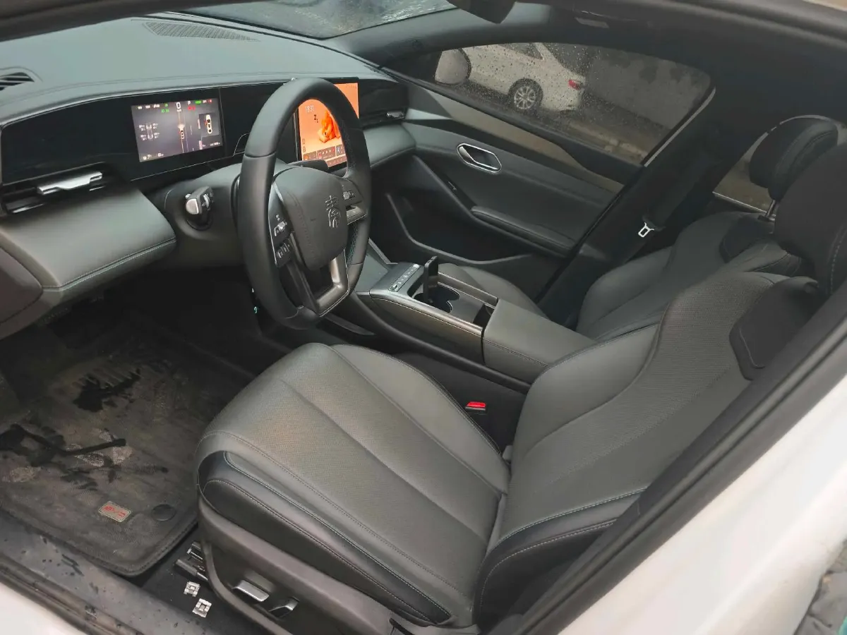 2025 BYD QinL BEV,autocango,china used car exporter,china ev exporter,chinese used car exporter,chinese used ev exporter