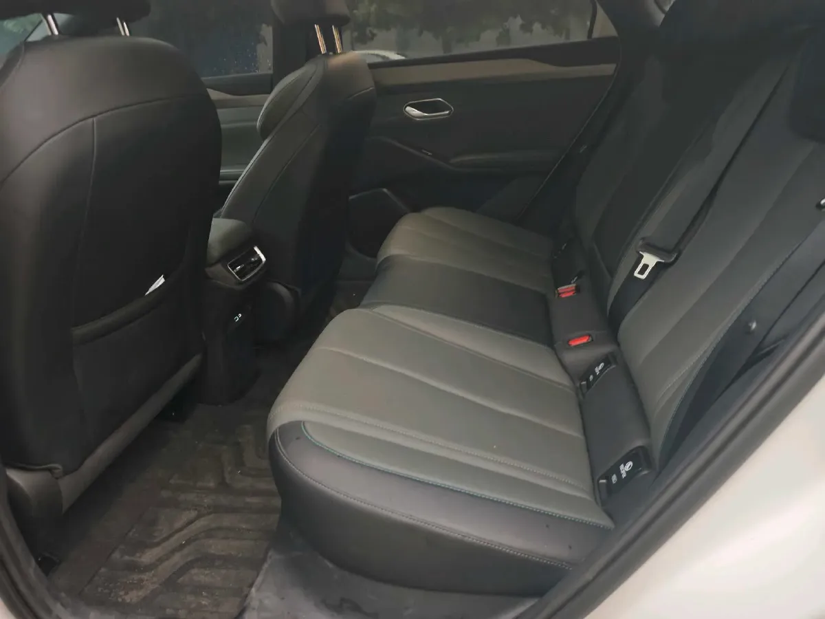 2025 BYD QinL BEV,autocango,china used car exporter,china ev exporter,chinese used car exporter,chinese used ev exporter