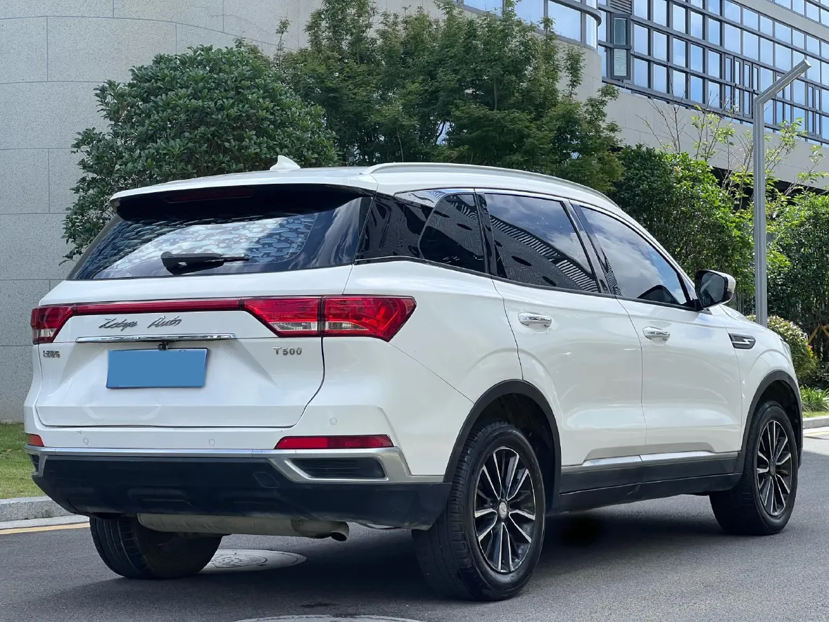 2018 Zotye T500 1.5T 156HP L4 5MT,autocango,china used car exporter,china ev exporter,chinese used car exporter,chinese used ev exporter