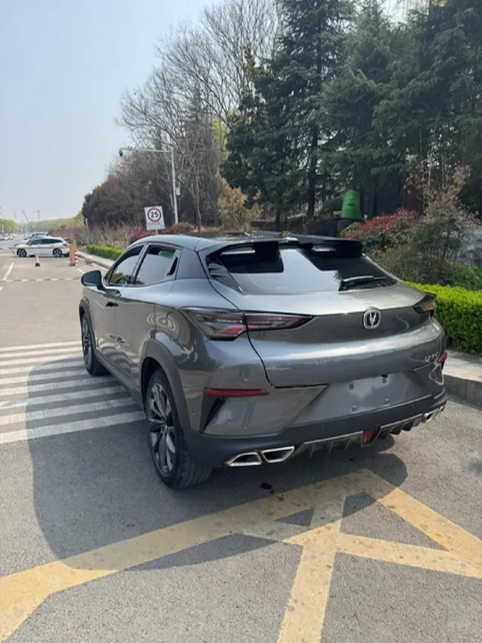 2021 ChangAn UNI-T 1.5T 180HP L4 7DCT,autocango,china used car exporter,china ev exporter,chinese used car exporter,chinese used ev exporter