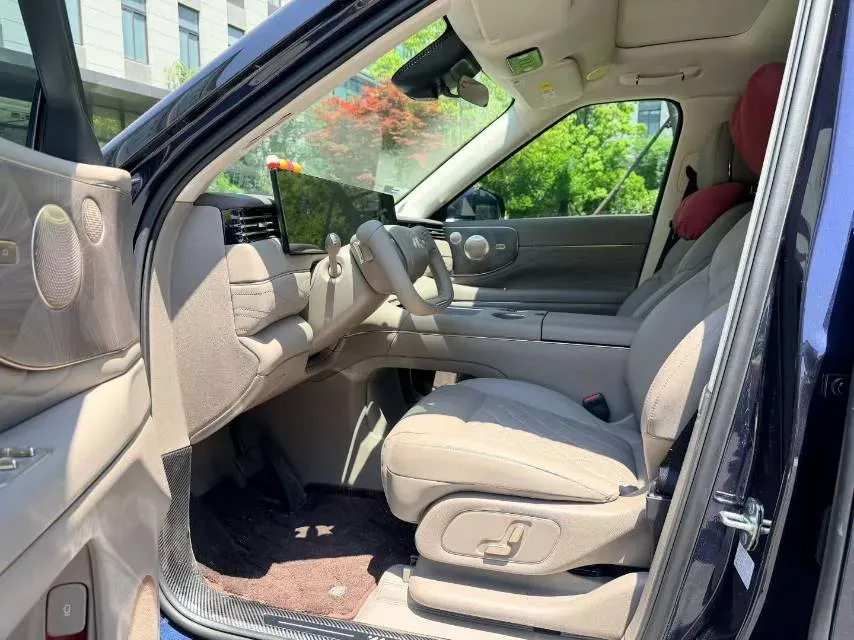 2026 IM LS9 REEV 155HP REEV,autocango,china used car exporter,china ev exporter,chinese used car exporter,chinese used ev exporter