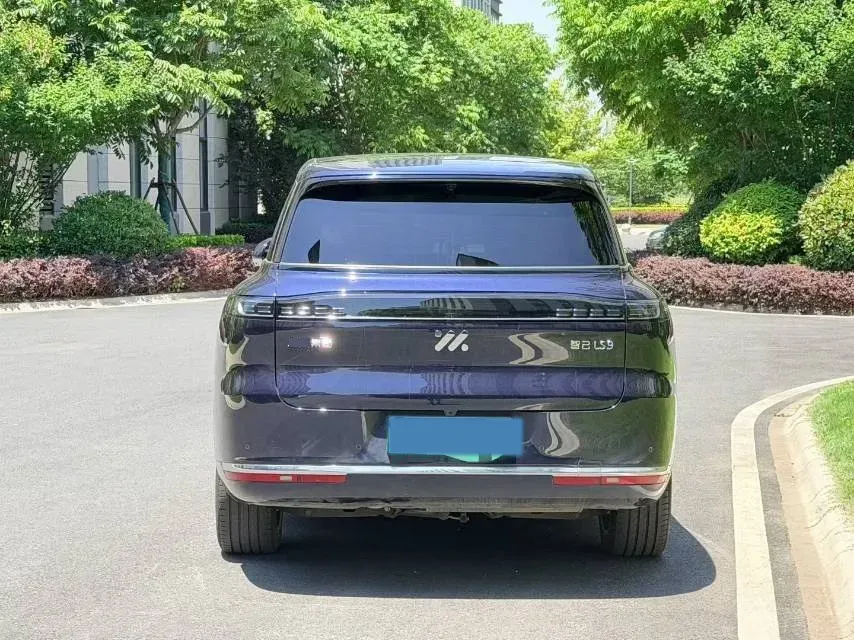 2026 IM LS9 REEV 155HP REEV,autocango,china used car exporter,china ev exporter,chinese used car exporter,chinese used ev exporter