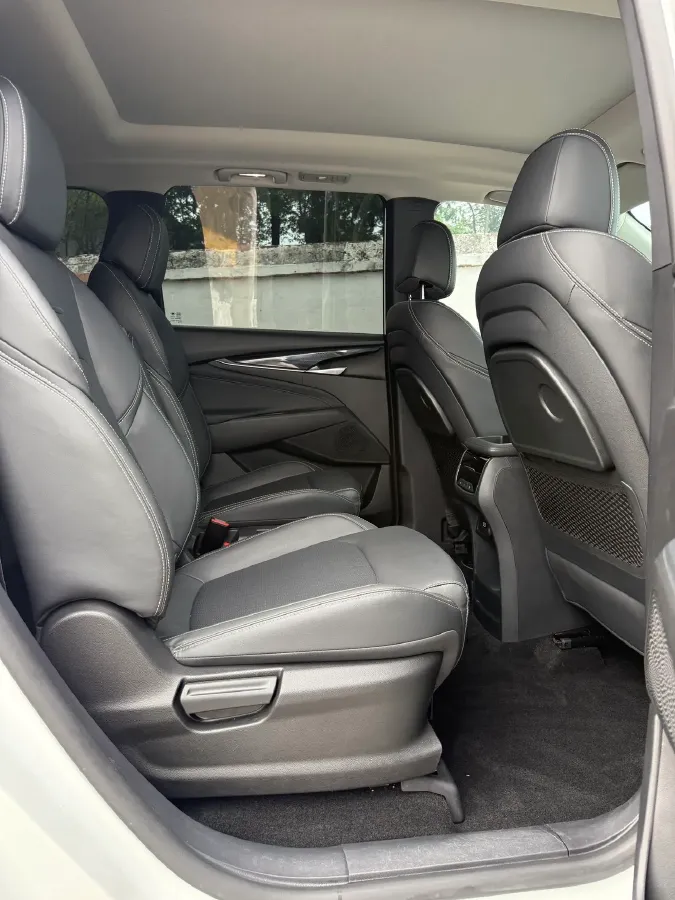 2021 MAXUS G50 1.5T 169HP L4 7DCT,autocango,china used car exporter,china ev exporter,chinese used car exporter,chinese used ev exporter