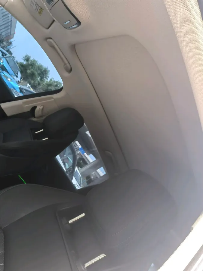 2025 HongQi HS3 1.5T 150HP L4 1DHT PHEV,autocango,china used car exporter,china ev exporter,chinese used car exporter,chinese used ev exporter