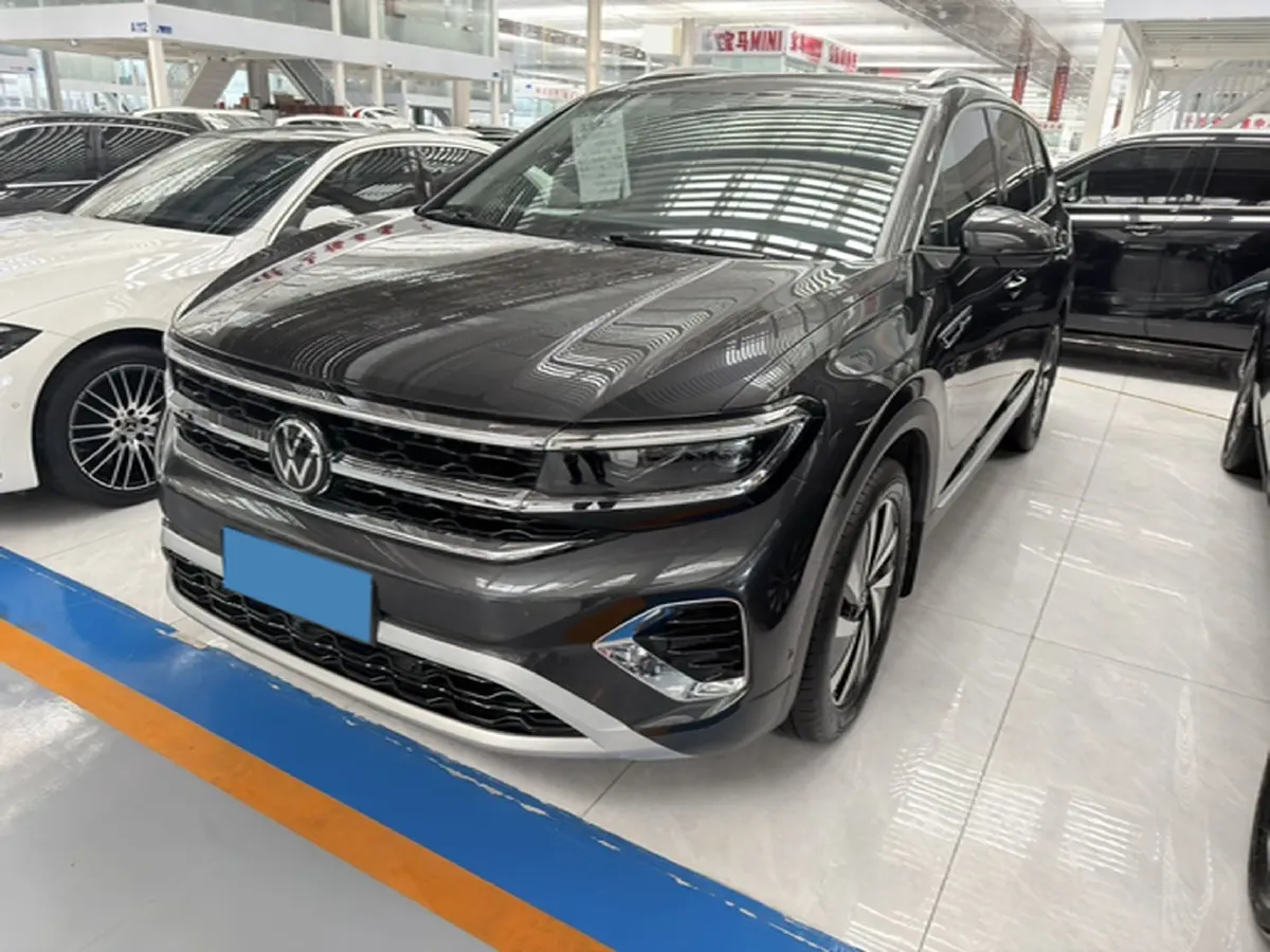 2022 Volkswagen Talagon 2.0T 220HP L4 7DCT,autocango,china used car exporter,china ev exporter,chinese used car exporter,chinese used ev exporter