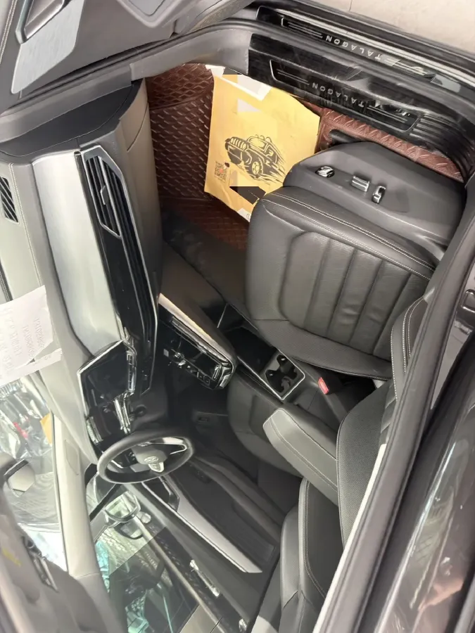 2022 Volkswagen Talagon 2.0T 220HP L4 7DCT,autocango,china used car exporter,china ev exporter,chinese used car exporter,chinese used ev exporter