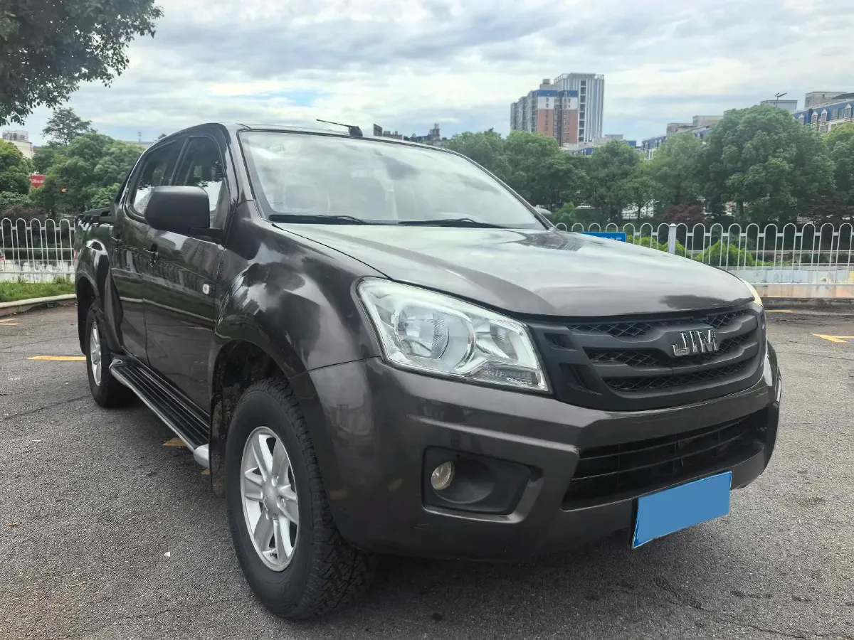 2020 ChangAn Kaicene KaiCheng F70 2.4T 218HP L4 6MT,autocango,china used car exporter,china ev exporter,chinese used car exporter,chinese used ev exporter