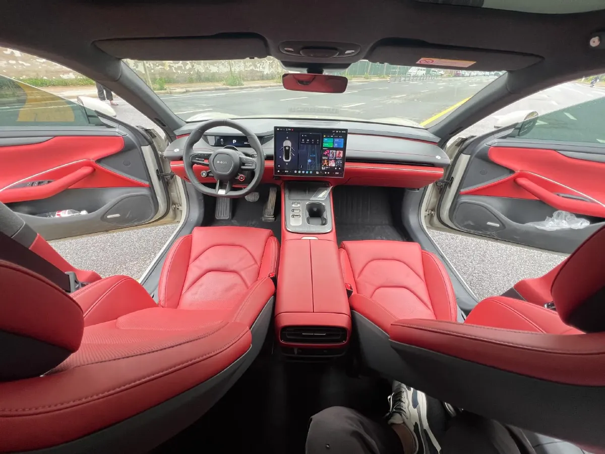 2024 MI SU7 BEV 94.3KWH,autocango,china used car exporter,china ev exporter,chinese used car exporter,chinese used ev exporter