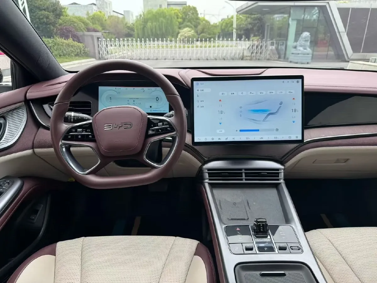 2024 BYD Seal 1.5L 110HP L4 E-CVT PHEV 17.6KWH,autocango,china used car exporter,china ev exporter,chinese used car exporter,chinese used ev exporter