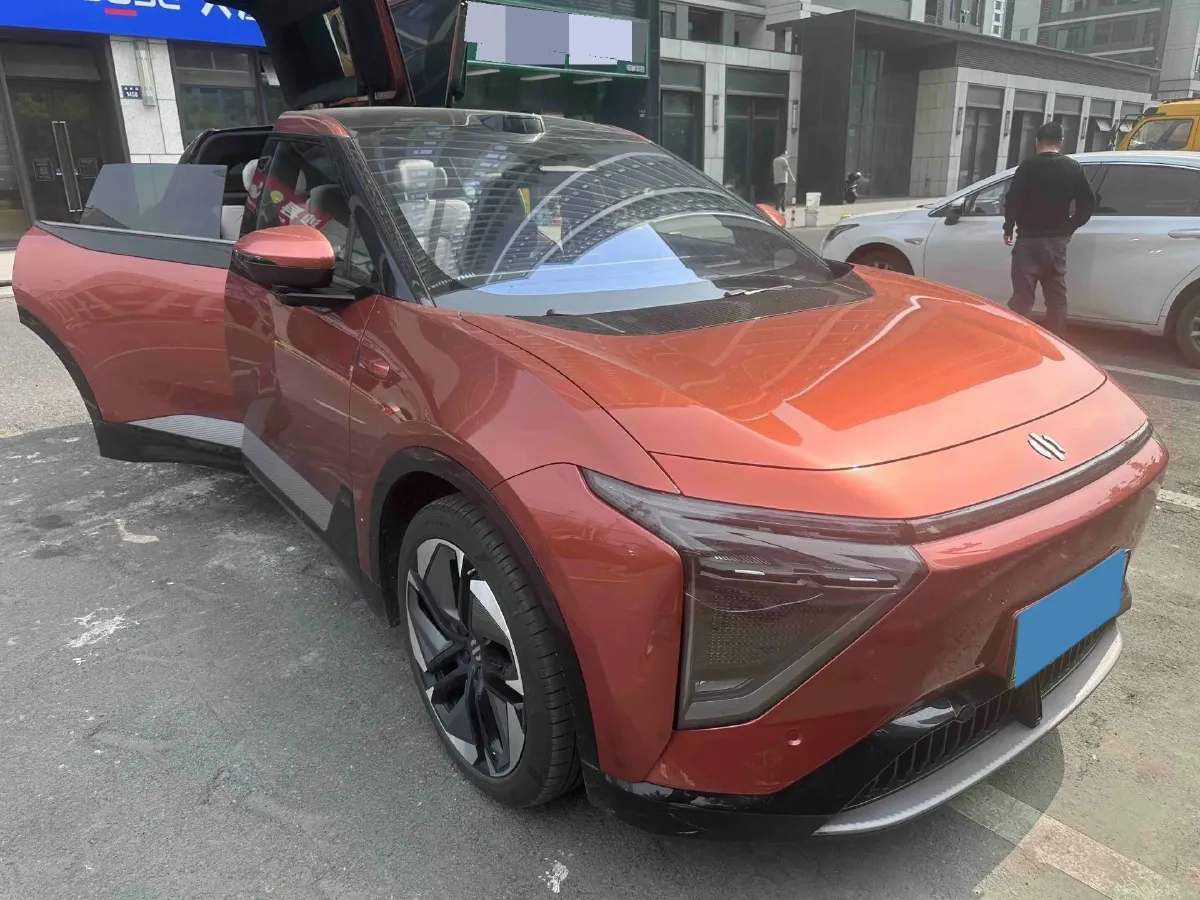 2023 HiPhi Y BEV 76.6KWH,autocango,china used car exporter,china ev exporter,chinese used car exporter,chinese used ev exporter