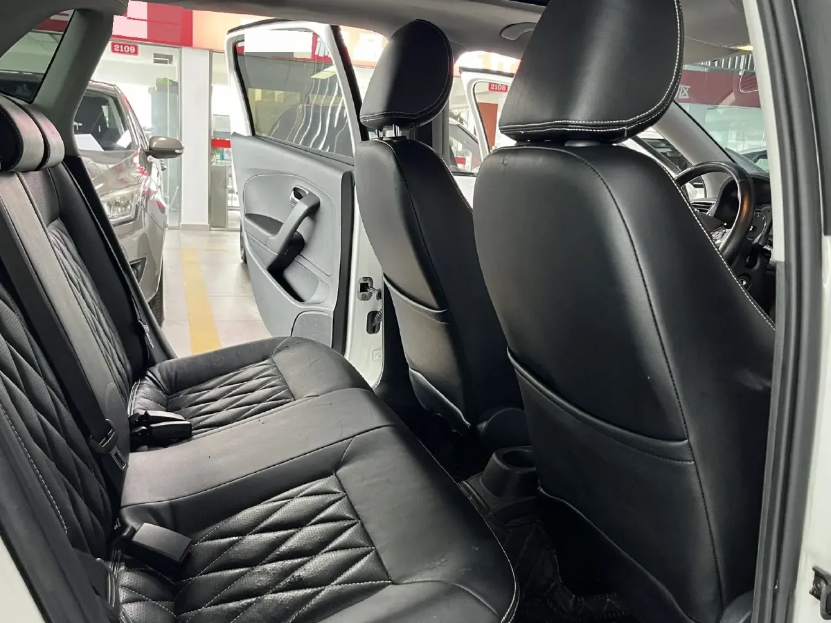 2016 Volkswagen Polo 1.6L 110HP L4 6AT,autocango,china used car exporter,china ev exporter,chinese used car exporter,chinese used ev exporter