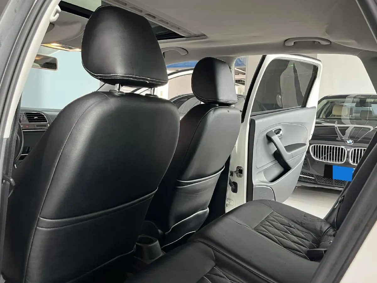 2016 Volkswagen Polo 1.6L 110HP L4 6AT,autocango,china used car exporter,china ev exporter,chinese used car exporter,chinese used ev exporter