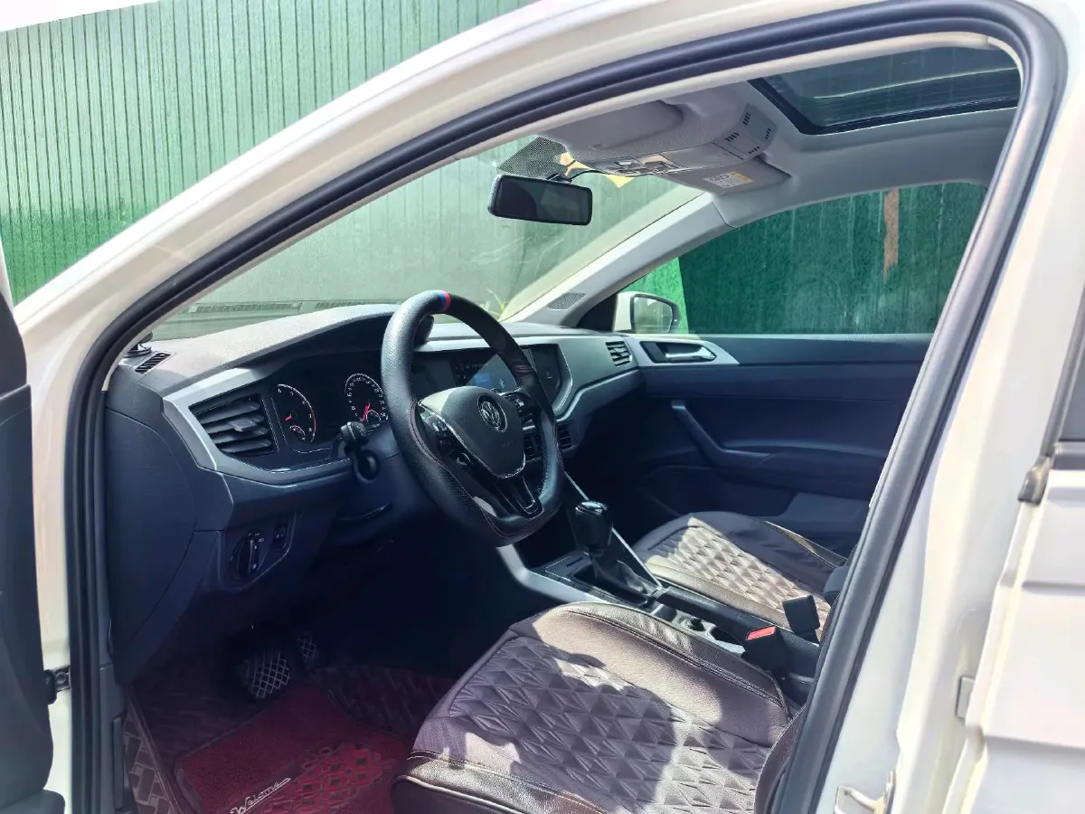 2019 Volkswagen Polo 1.5L 113HP L4 6AT,autocango,china used car exporter,china ev exporter,chinese used car exporter,chinese used ev exporter