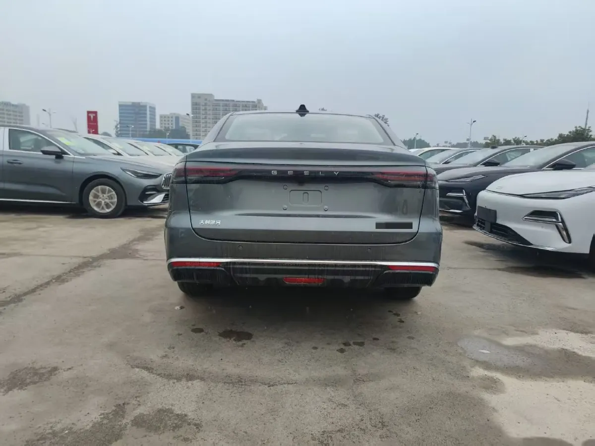 2025 Geely Galaxy A7 1.5L 112HP L4 1DHT PHEV,autocango,china used car exporter,china ev exporter,chinese used car exporter,chinese used ev exporter