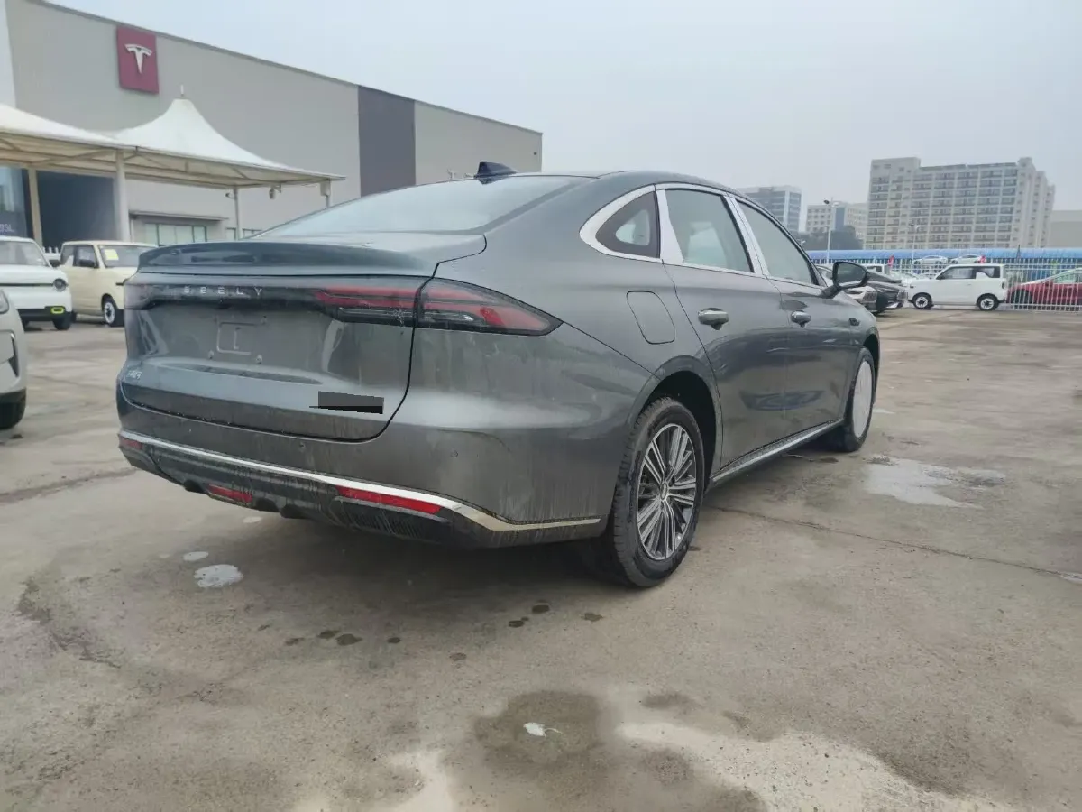 2025 Geely Galaxy A7 1.5L 112HP L4 1DHT PHEV,autocango,china used car exporter,china ev exporter,chinese used car exporter,chinese used ev exporter