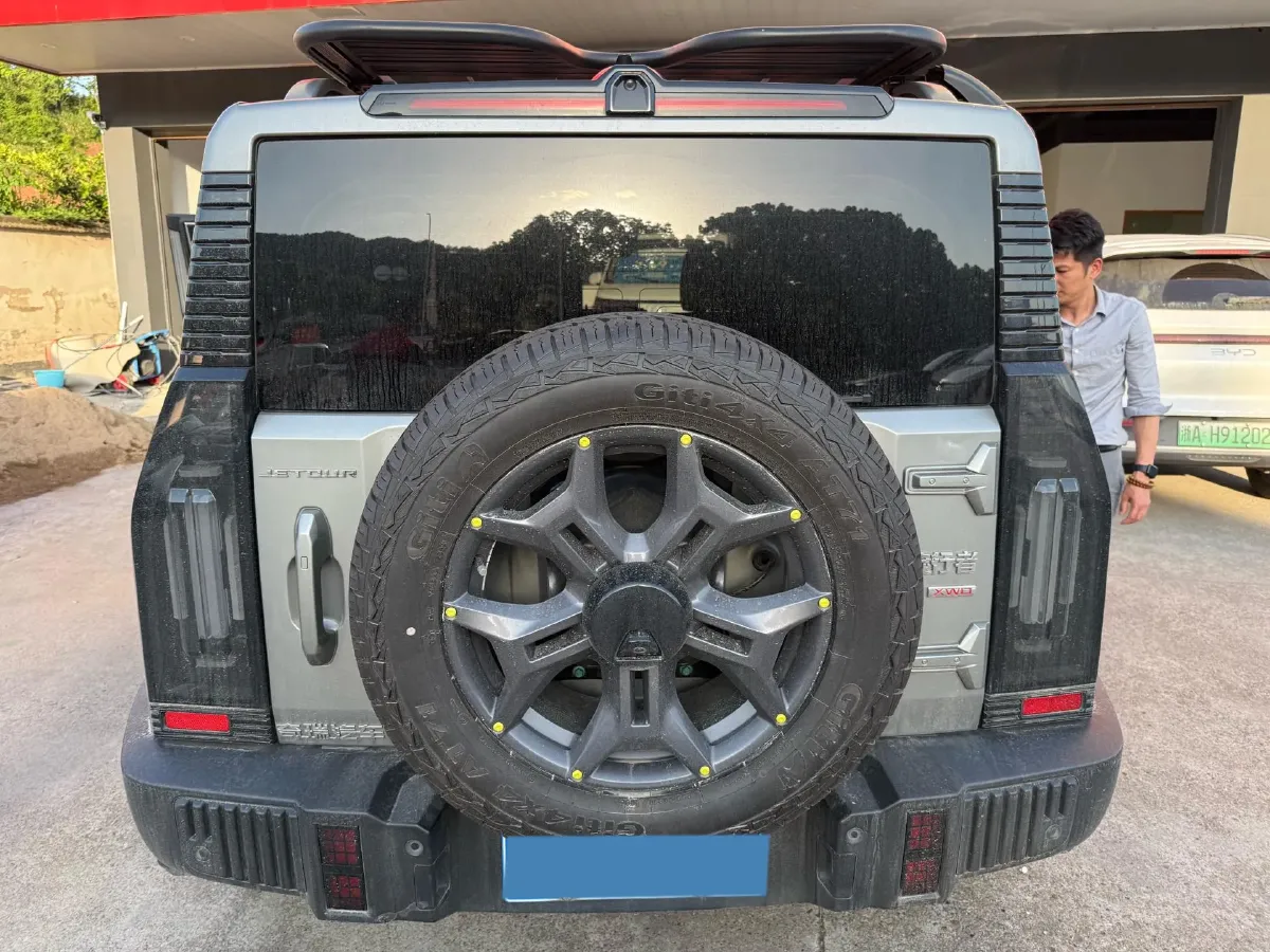 2023 Jetour Traveller 2.0T 254HP L4 7DCT,autocango,china used car exporter,china ev exporter,chinese used car exporter,chinese used ev exporter