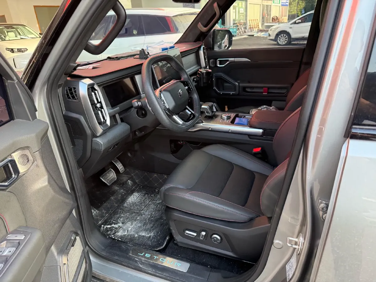 2023 Jetour Traveller 2.0T 254HP L4 7DCT,autocango,china used car exporter,china ev exporter,chinese used car exporter,chinese used ev exporter