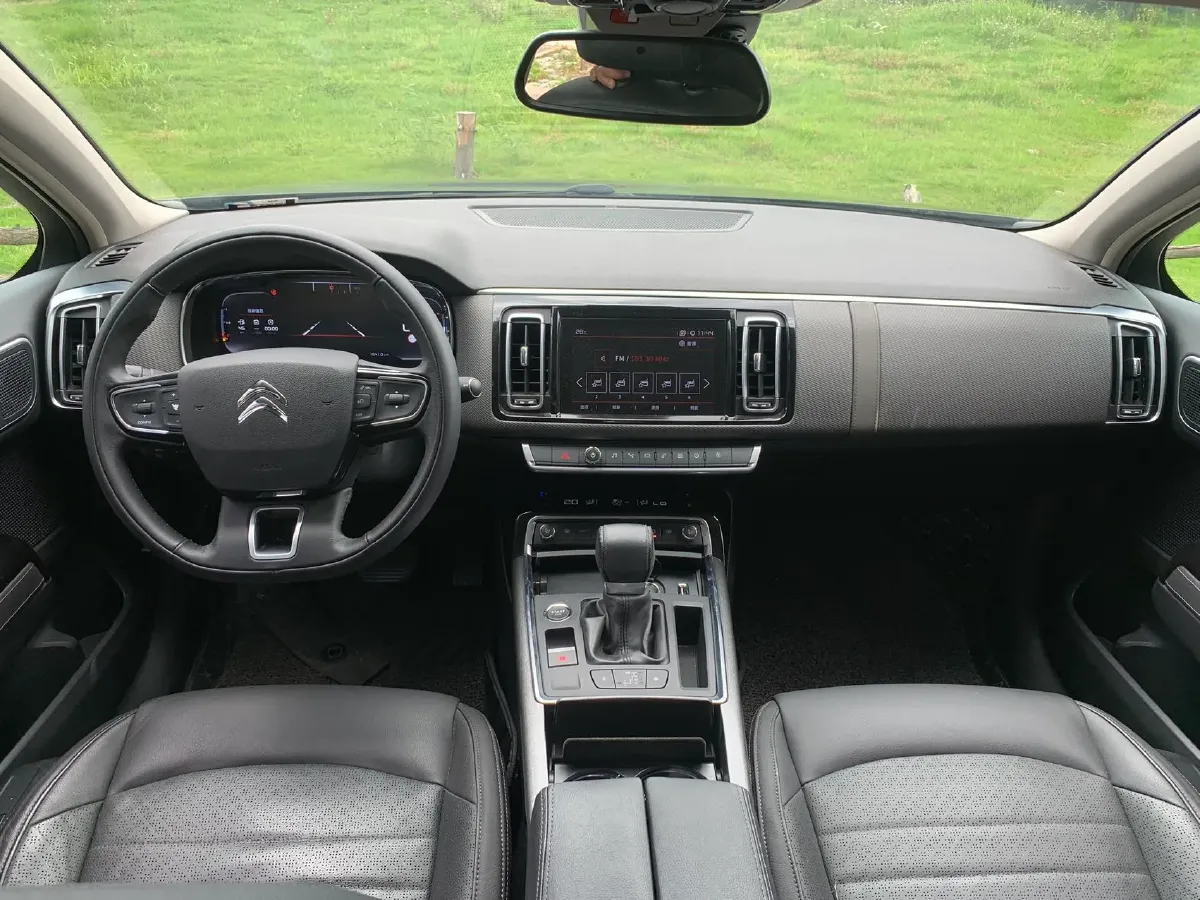 2017 Citroen C6 1.8T 204HP L4 6AT,autocango,china used car exporter,china ev exporter,chinese used car exporter,chinese used ev exporter