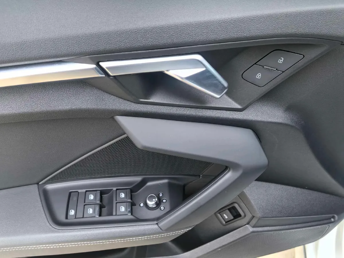 2022 Audi A3 1.4T 150HP L4 7DCT,autocango,china used car exporter,china ev exporter,chinese used car exporter,chinese used ev exporter