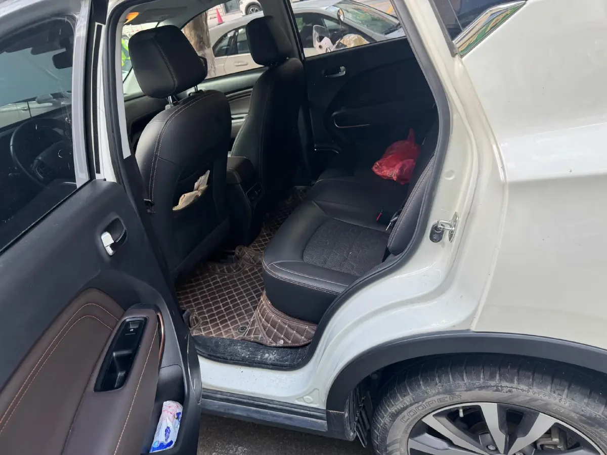 2020 GAC Trumpchi GS3 1.5T 163HP L3 7DCT,autocango,china used car exporter,china ev exporter,chinese used car exporter,chinese used ev exporter