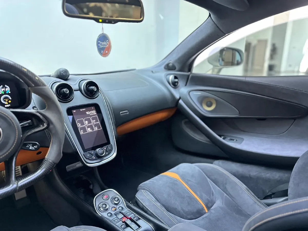 2016 McLaren 570 3.8T 570HP V8 7DCT,autocango,china used car exporter,china ev exporter,chinese used car exporter,chinese used ev exporter