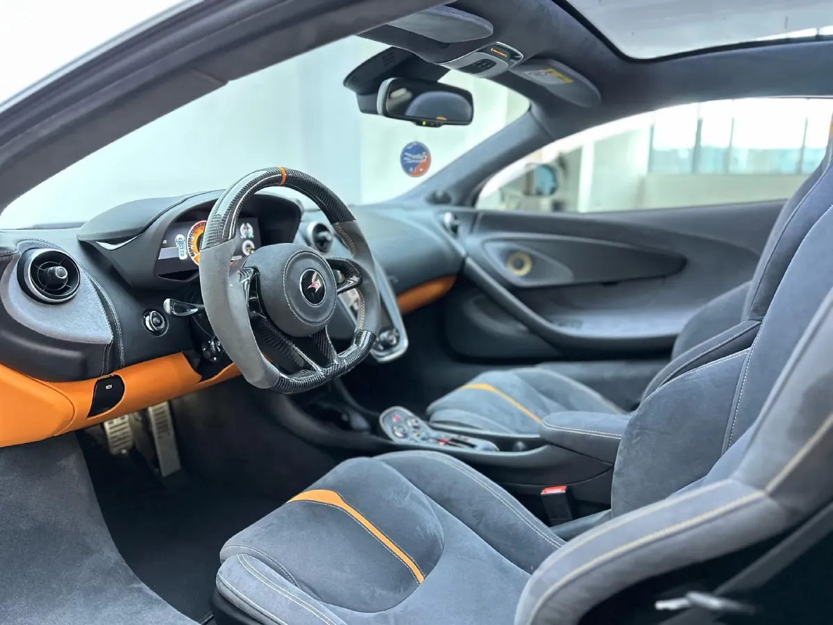 2016 McLaren 570 3.8T 570HP V8 7DCT,autocango,china used car exporter,china ev exporter,chinese used car exporter,chinese used ev exporter