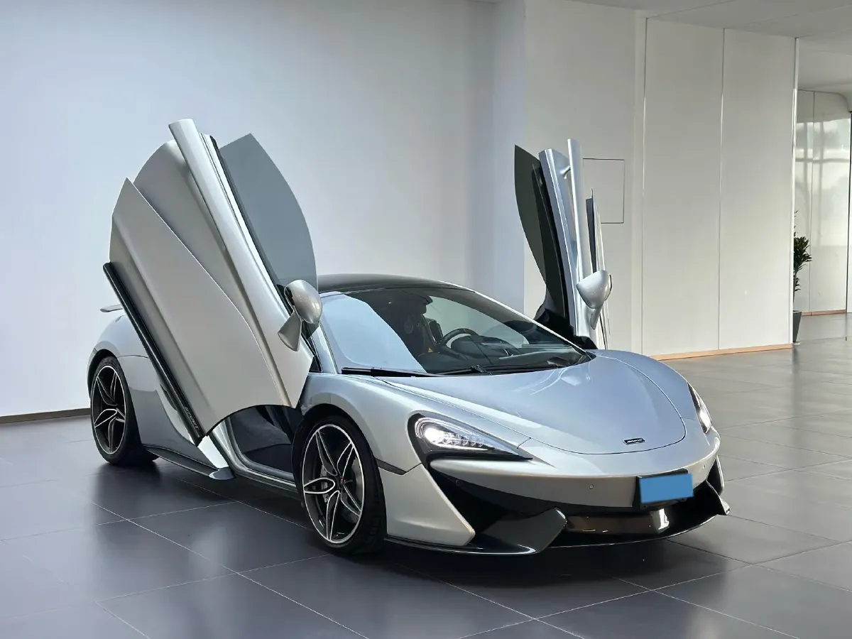 2016 McLaren 570 3.8T 570HP V8 7DCT,autocango,china used car exporter,china ev exporter,chinese used car exporter,chinese used ev exporter