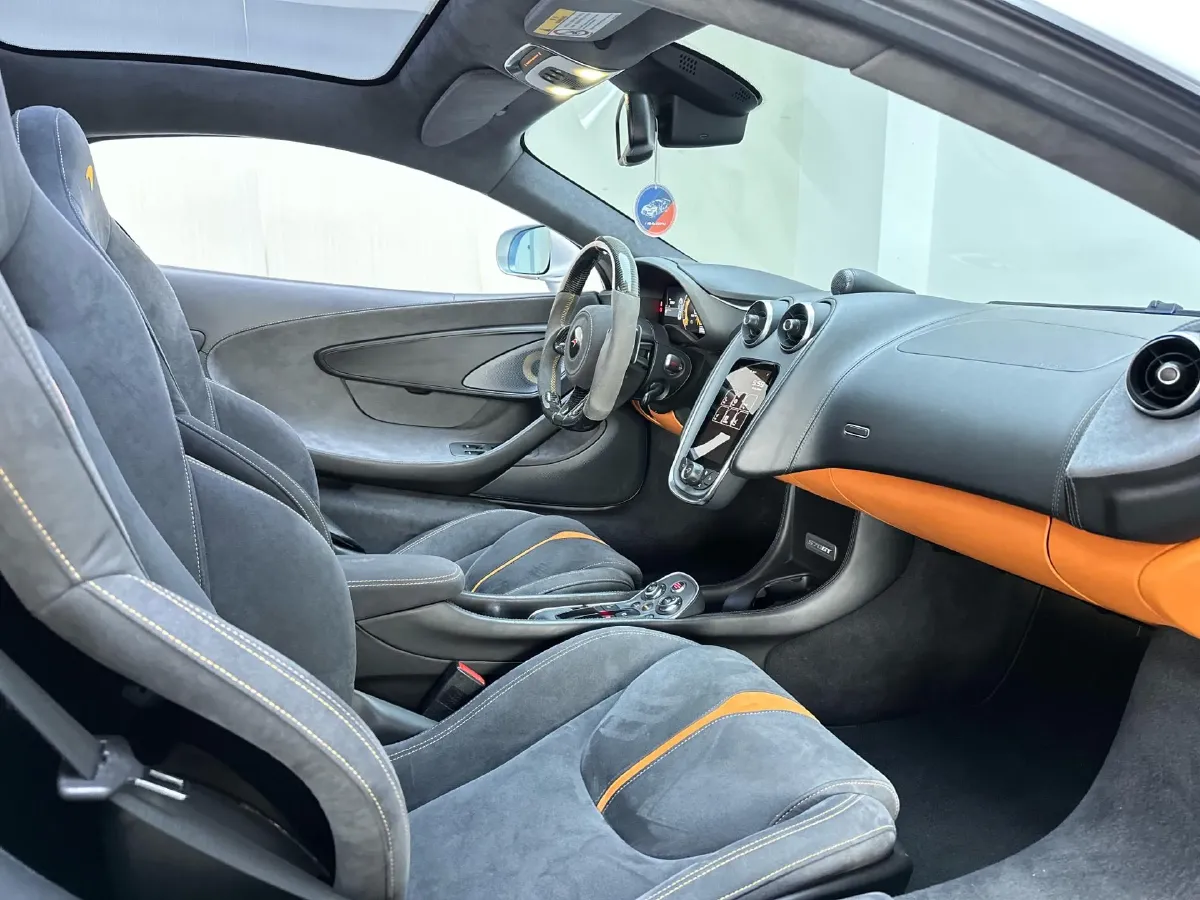 2016 McLaren 570 3.8T 570HP V8 7DCT,autocango,china used car exporter,china ev exporter,chinese used car exporter,chinese used ev exporter