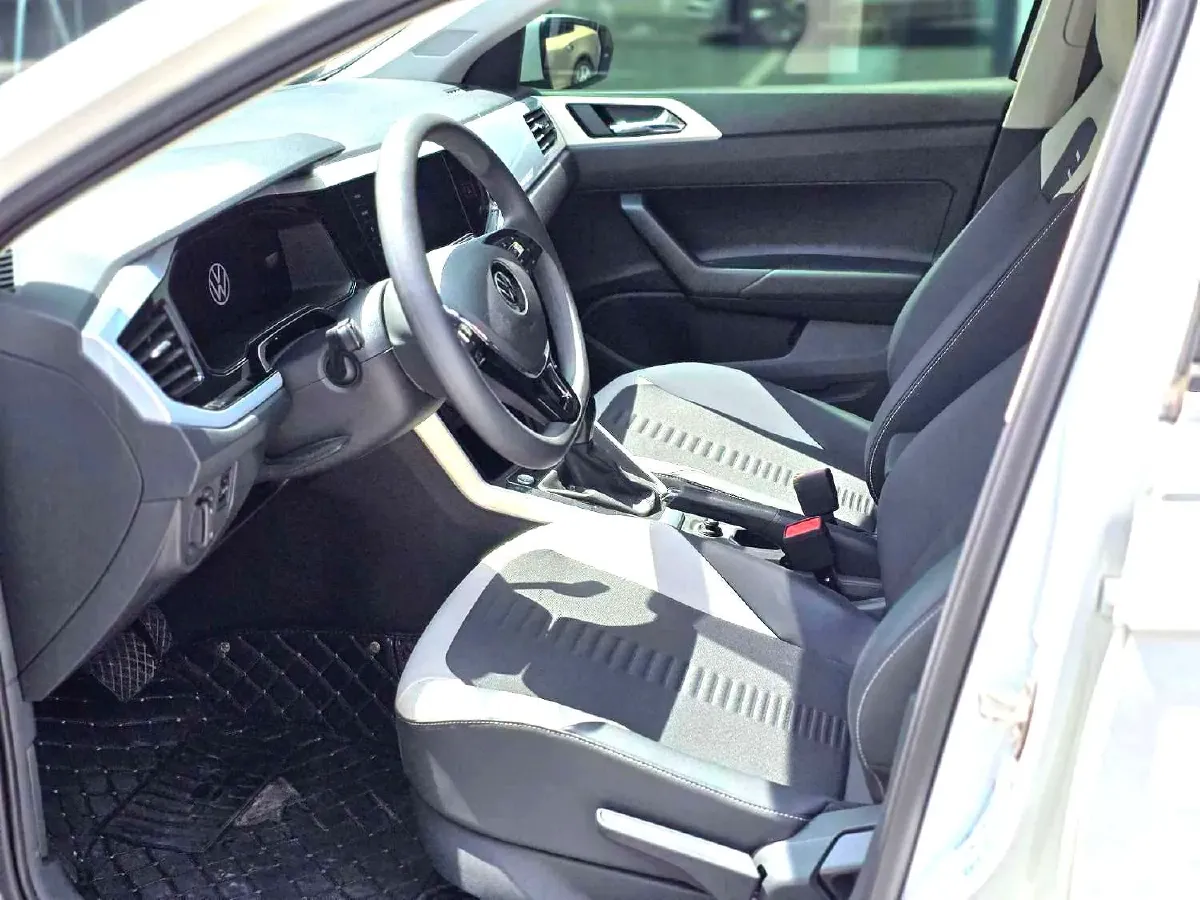 2023 Volkswagen Polo 1.5L 113HP L4 6AT,autocango,china used car exporter,china ev exporter,chinese used car exporter,chinese used ev exporter