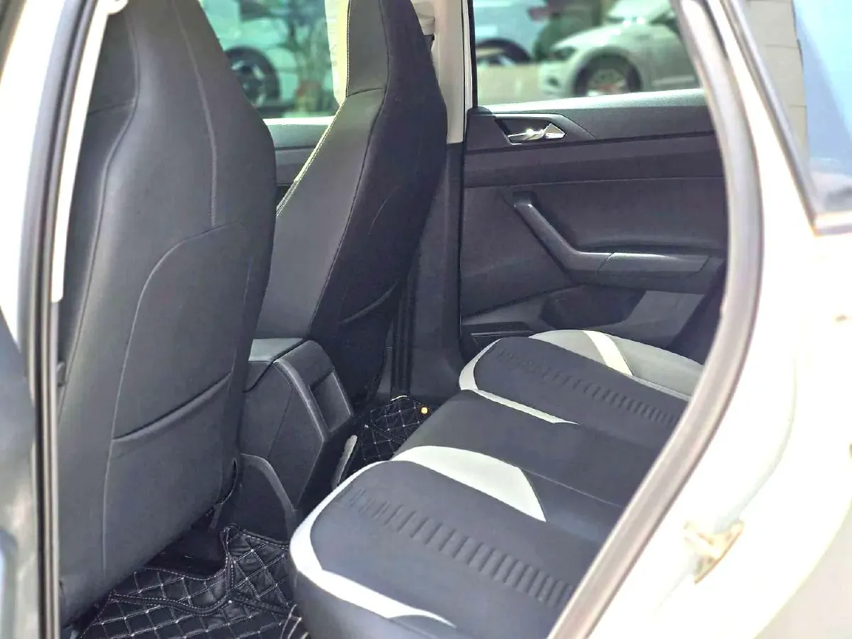 2023 Volkswagen Polo 1.5L 113HP L4 6AT,autocango,china used car exporter,china ev exporter,chinese used car exporter,chinese used ev exporter