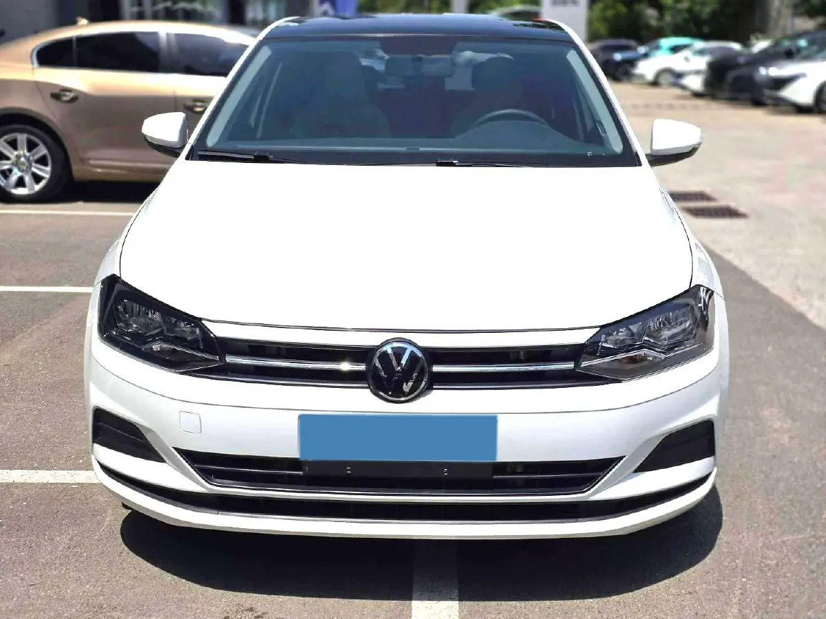 2023 Volkswagen Polo 1.5L 113HP L4 6AT,autocango,china used car exporter,china ev exporter,chinese used car exporter,chinese used ev exporter
