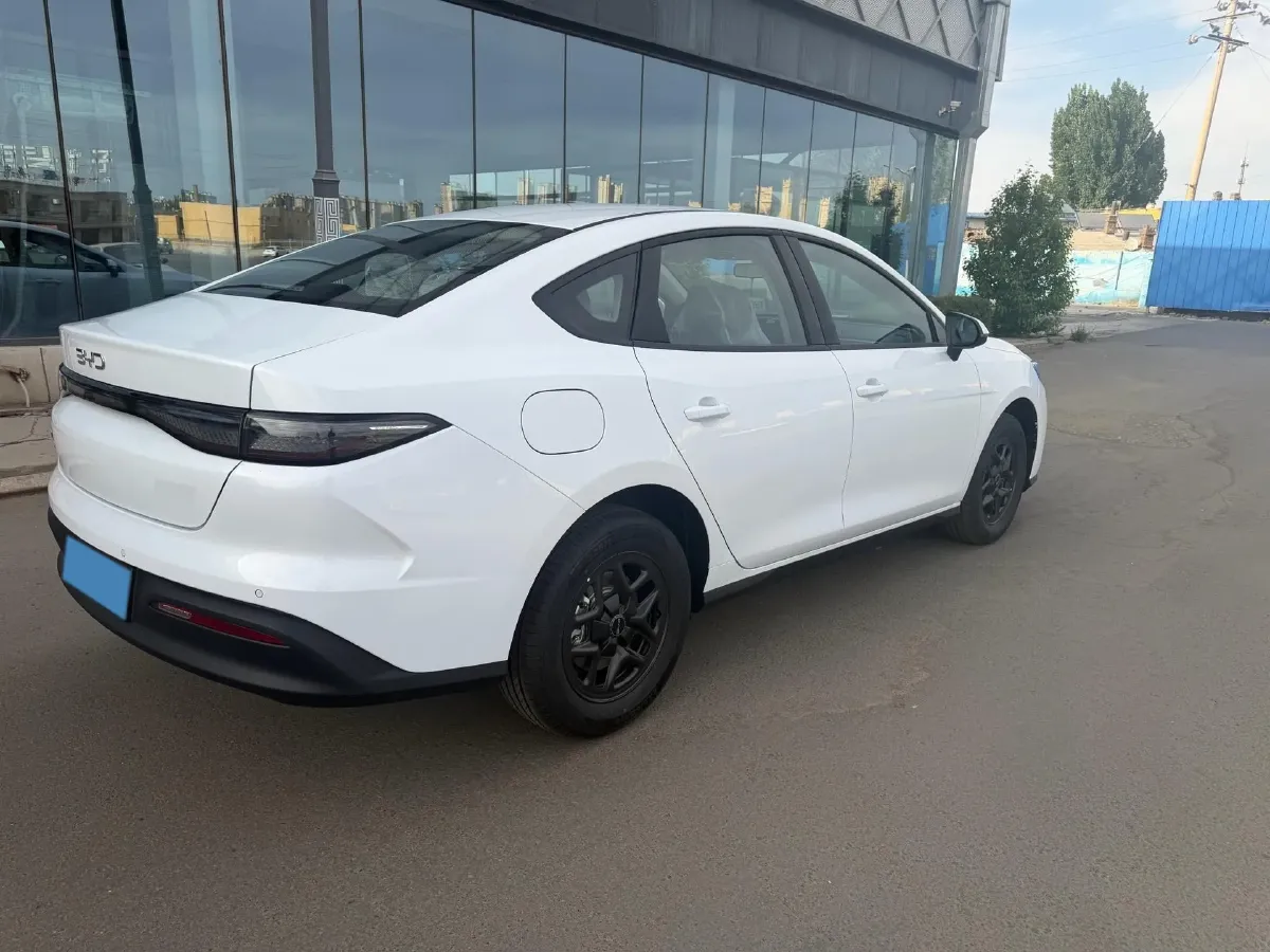 2026 BYD Seal05 DM-i 1.5L 101HP L4 E-CVT PHEV,autocango,china used car exporter,china ev exporter,chinese used car exporter,chinese used ev exporter