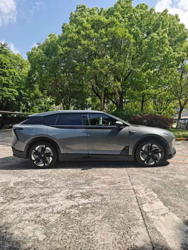 2023 HiPhi Y BEV 76.6KWH,autocango,china used car exporter,china ev exporter,chinese used car exporter,chinese used ev exporter