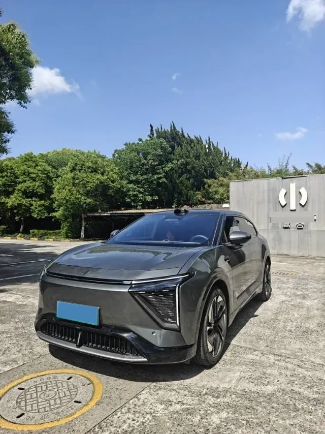 2023 HiPhi Y BEV 76.6KWH,autocango,china used car exporter,china ev exporter,chinese used car exporter,chinese used ev exporter