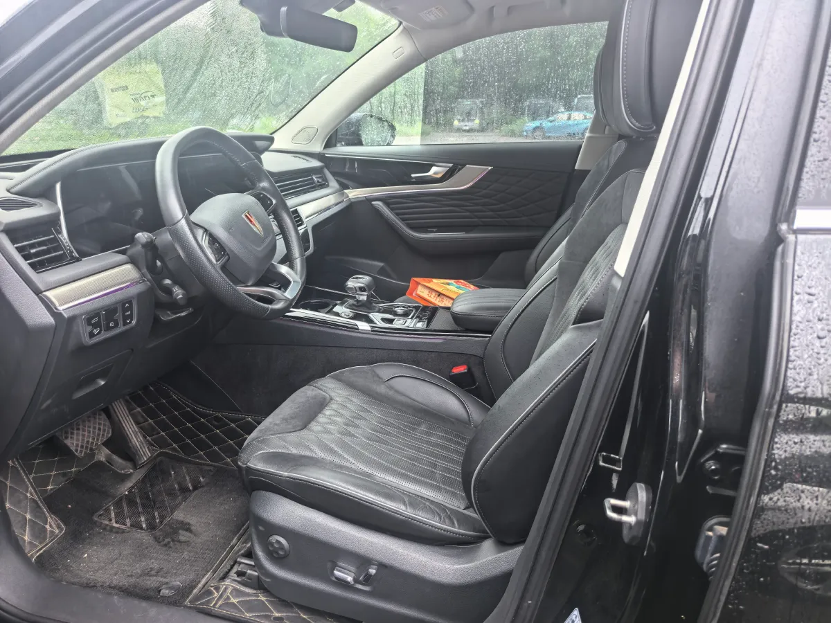 2022 HongQi HS5 2.0T 224HP L4 6AT,autocango,china used car exporter,china ev exporter,chinese used car exporter,chinese used ev exporter