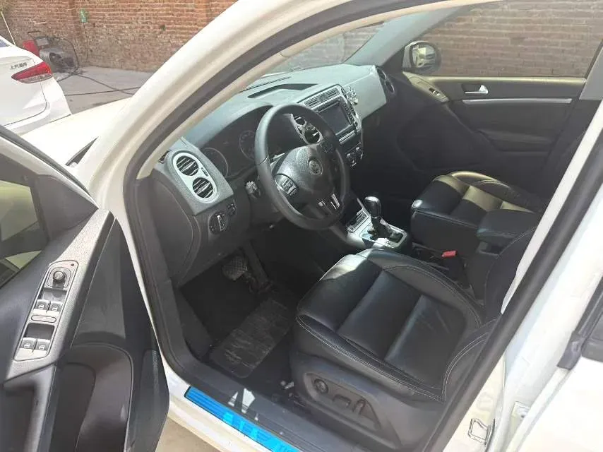2017 Haval H9 2.0T 190HP L4 8AT,autocango,china used car exporter,china ev exporter,chinese used car exporter,chinese used ev exporter