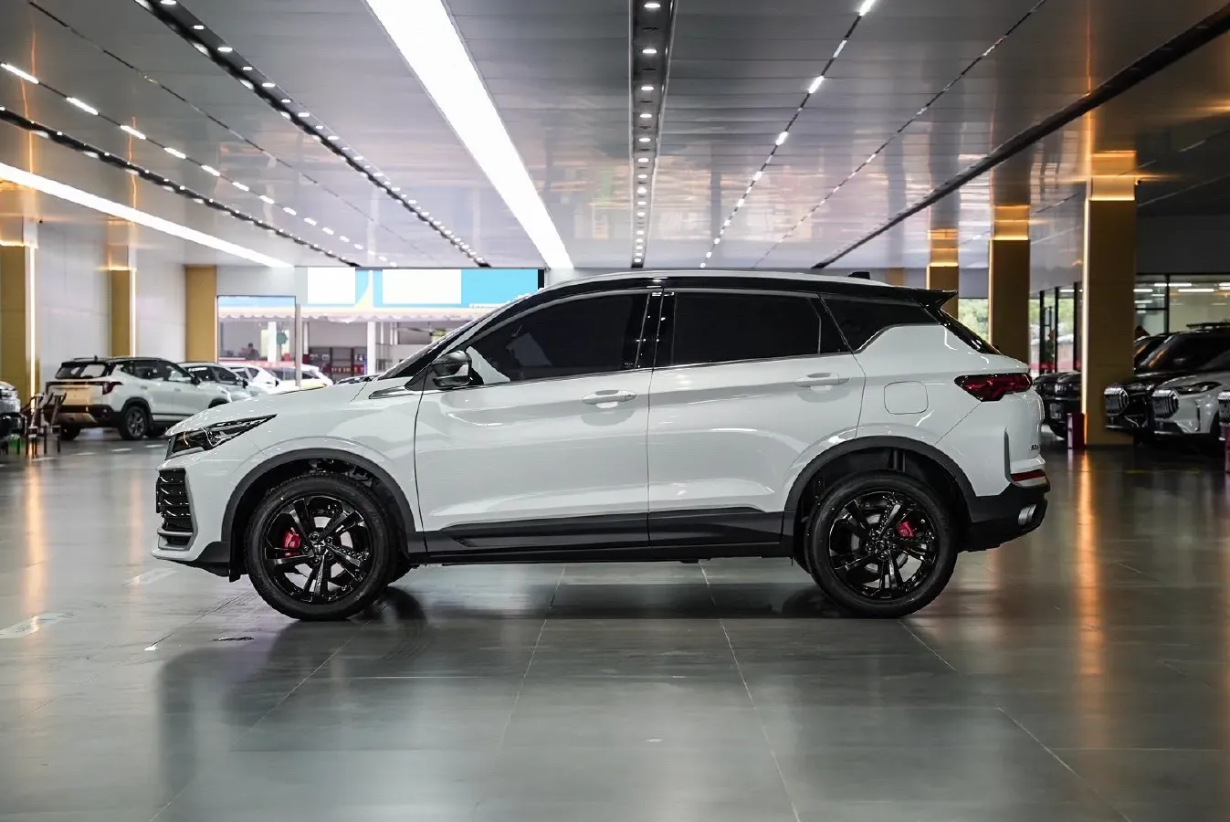 2025 Geely Coolray 1.5T 181HP L4 7DCT,autocango,china used car exporter,china ev exporter,chinese used car exporter,chinese used ev exporter
