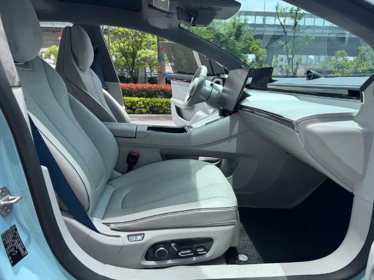 2024 Luxeed S7 BEV 82KWH,autocango,china used car exporter,china ev exporter,chinese used car exporter,chinese used ev exporter