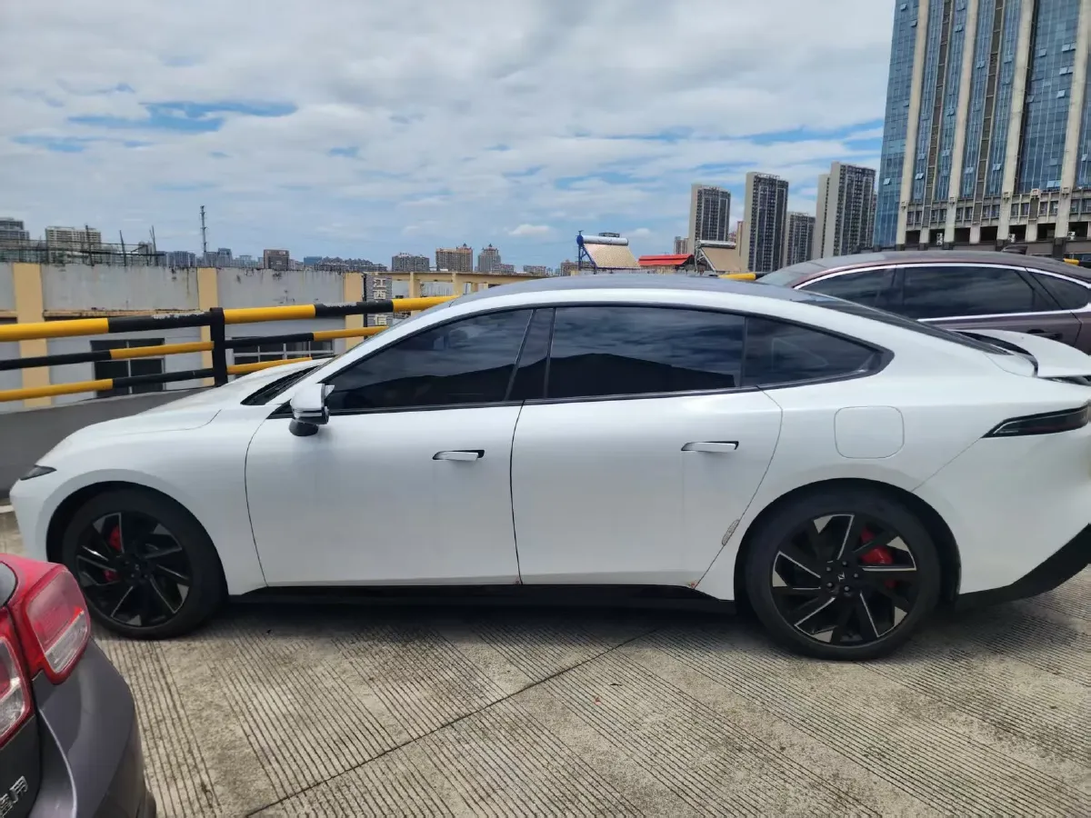 2024 DongFeng eπ eπ007 REEV 105HP REEV 28.4KWH,autocango,china used car exporter,china ev exporter,chinese used car exporter,chinese used ev exporter