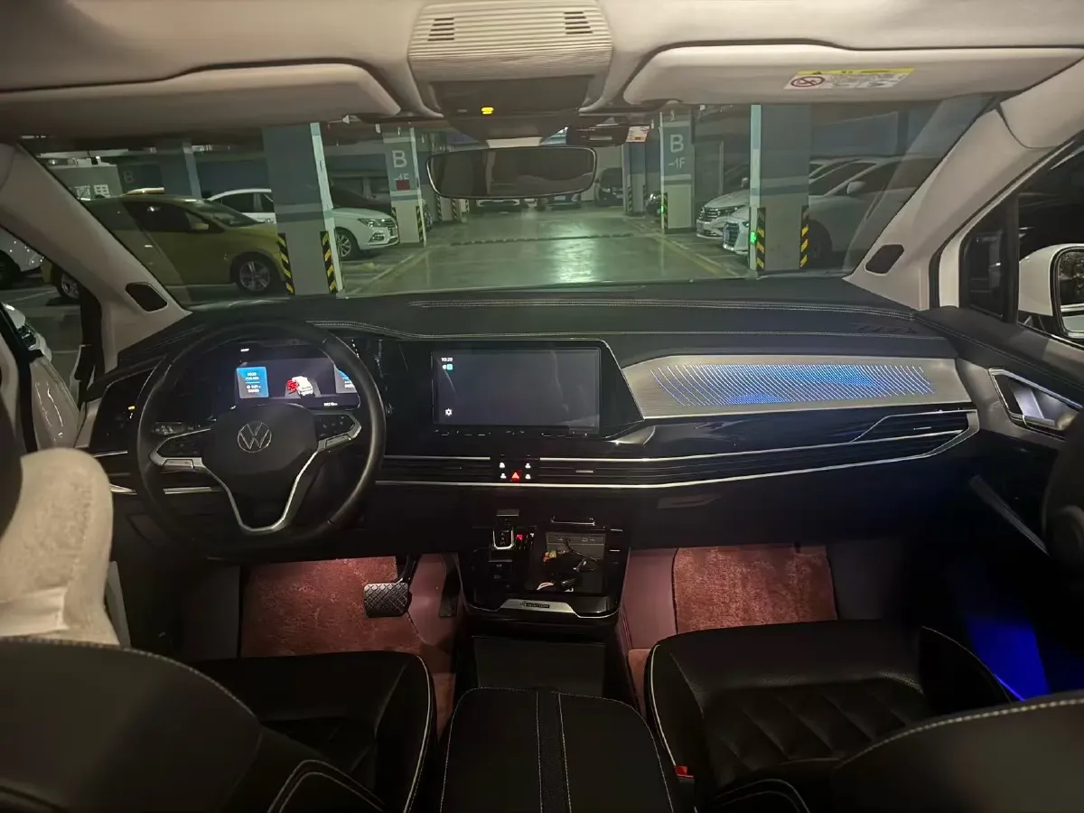 2022 Volkswagen Talagon 2.0T 220HP L4 7DCT,autocango,china used car exporter,china ev exporter,chinese used car exporter,chinese used ev exporter
