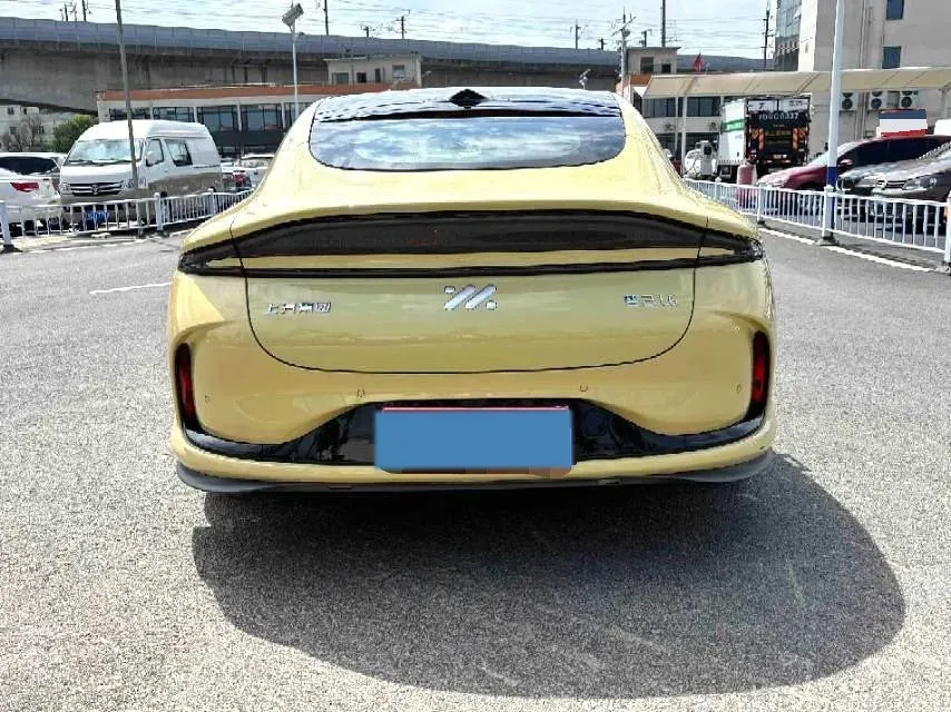 2024 IM L6 BEV 75KWH,autocango,china used car exporter,china ev exporter,chinese used car exporter,chinese used ev exporter