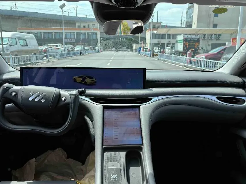 2024 IM L6 BEV 75KWH,autocango,china used car exporter,china ev exporter,chinese used car exporter,chinese used ev exporter