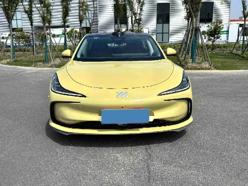 2024 IM L6 BEV 75KWH,autocango,china used car exporter,china ev exporter,chinese used car exporter,chinese used ev exporter
