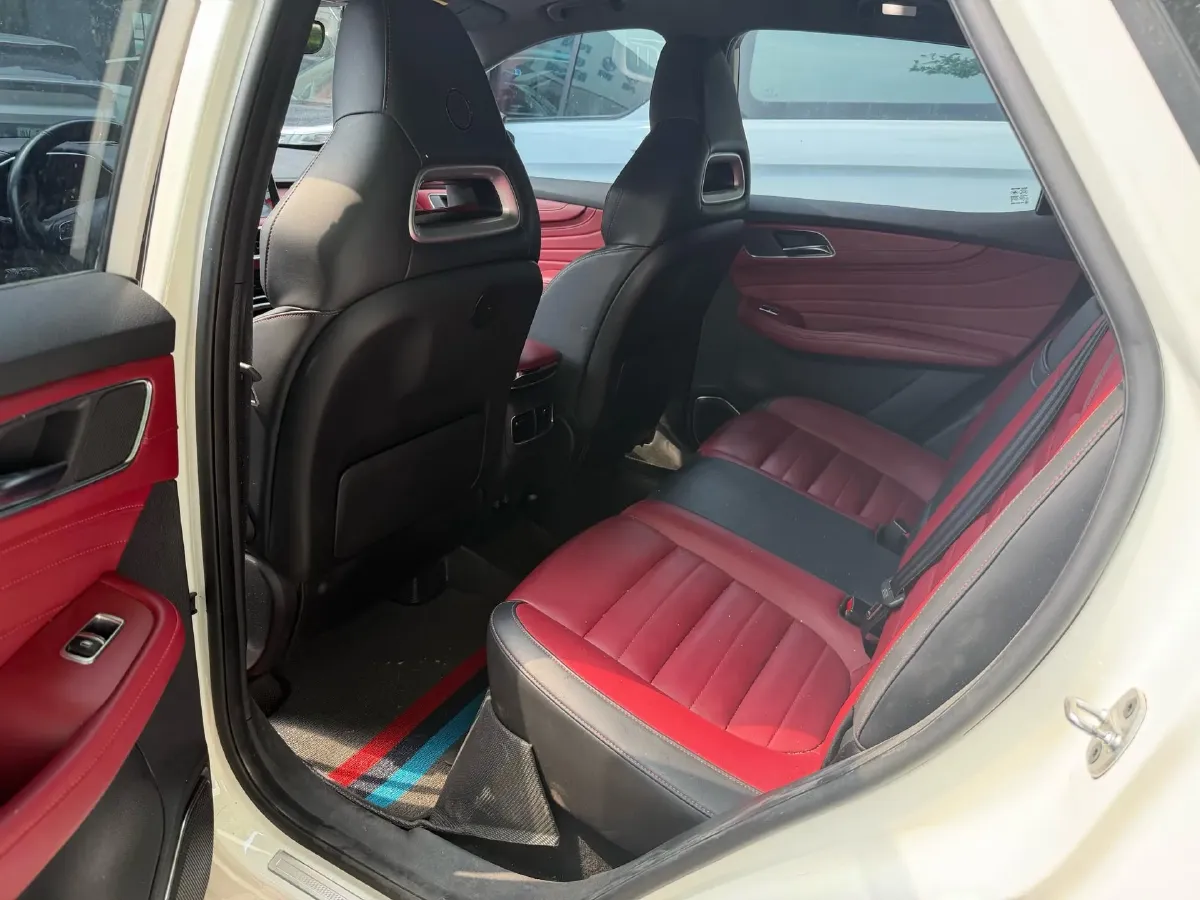 2018 MG HS 2.0T 231HP L4 6DCT,autocango,china used car exporter,china ev exporter,chinese used car exporter,chinese used ev exporter