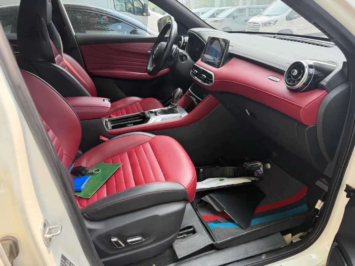 2018 MG HS 2.0T 231HP L4 6DCT,autocango,china used car exporter,china ev exporter,chinese used car exporter,chinese used ev exporter